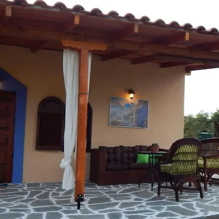 Farm House * Nea Skioni
