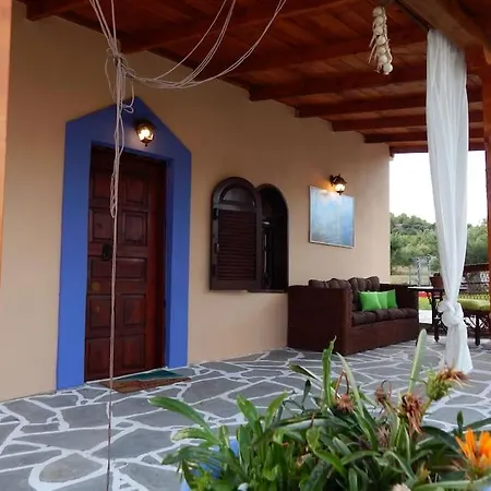 Сasa de vacaciones Farm House *